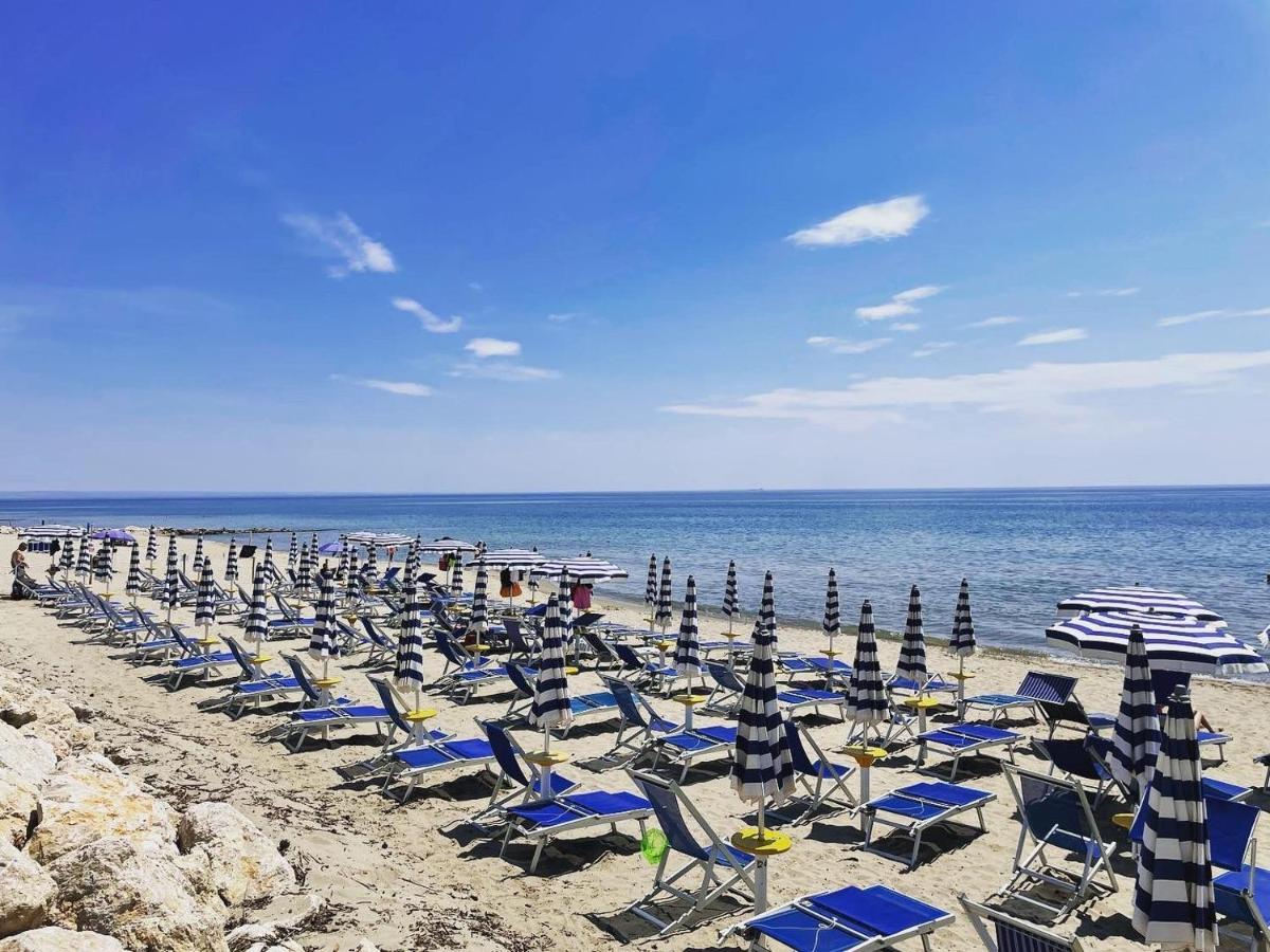 Riva Dei Greci Camping Village Metaponto Exterior foto